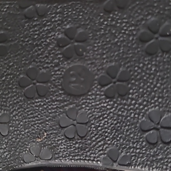 3/$15🚨WAS $45 PACIFIC LIVING Slides size 11 - Picture 4 of 10